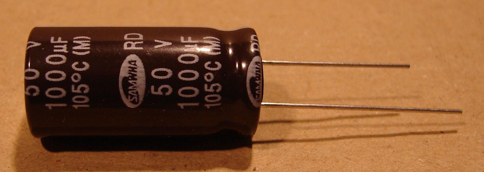 50v 1000uf конденсатор